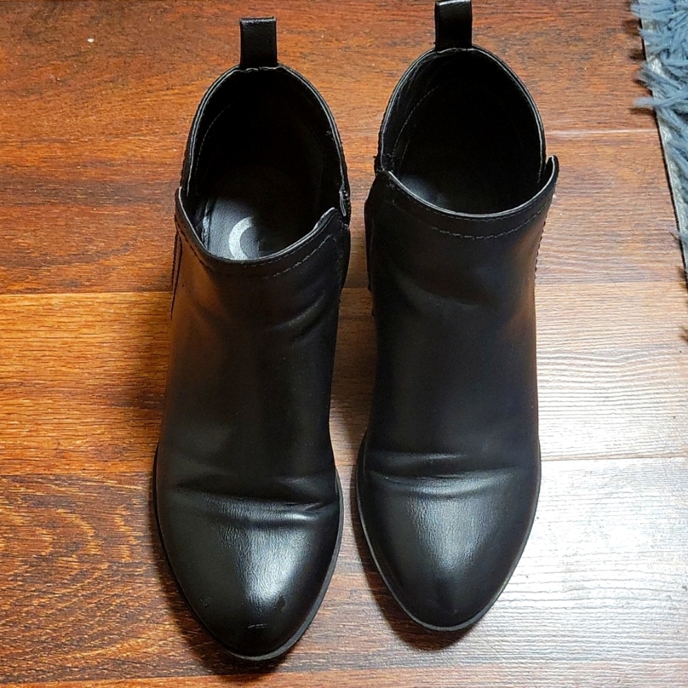 G by Guess ankle boots